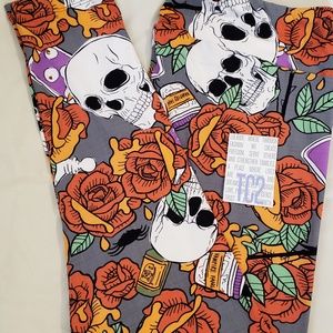 Lularoe TC2 Skulls Skeletons Halloween Leggings